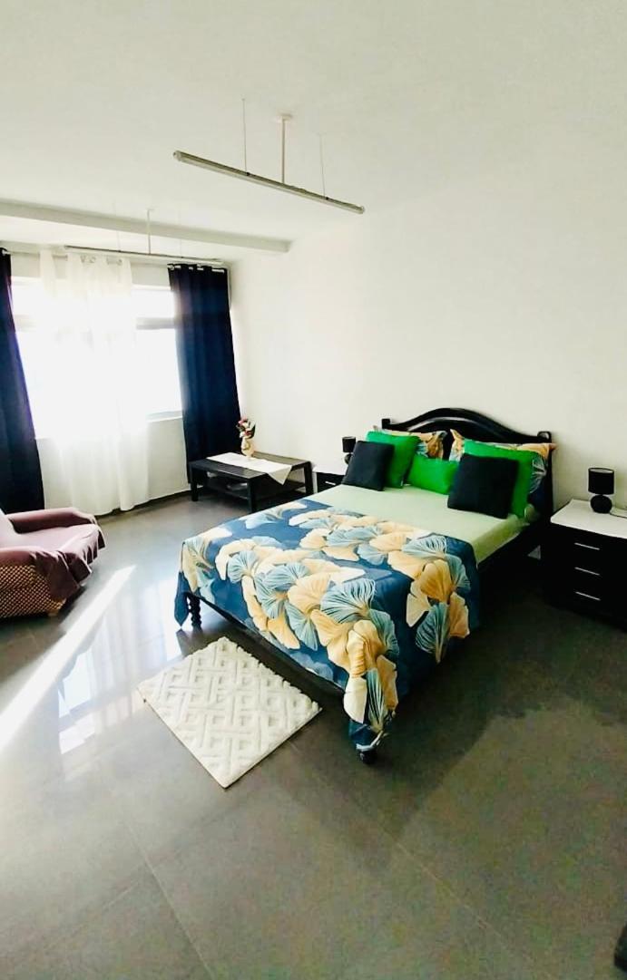 Cozy Home With Terrace Views! Ponta Do Sol Luaran gambar