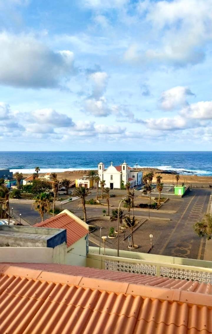 Cozy Home With Terrace Views! Ponta Do Sol Luaran gambar